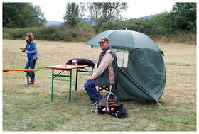 Hartmut als &amp;#8220;Kampfrichter&amp;#8221; beim Zielwerfen &amp;#8230;